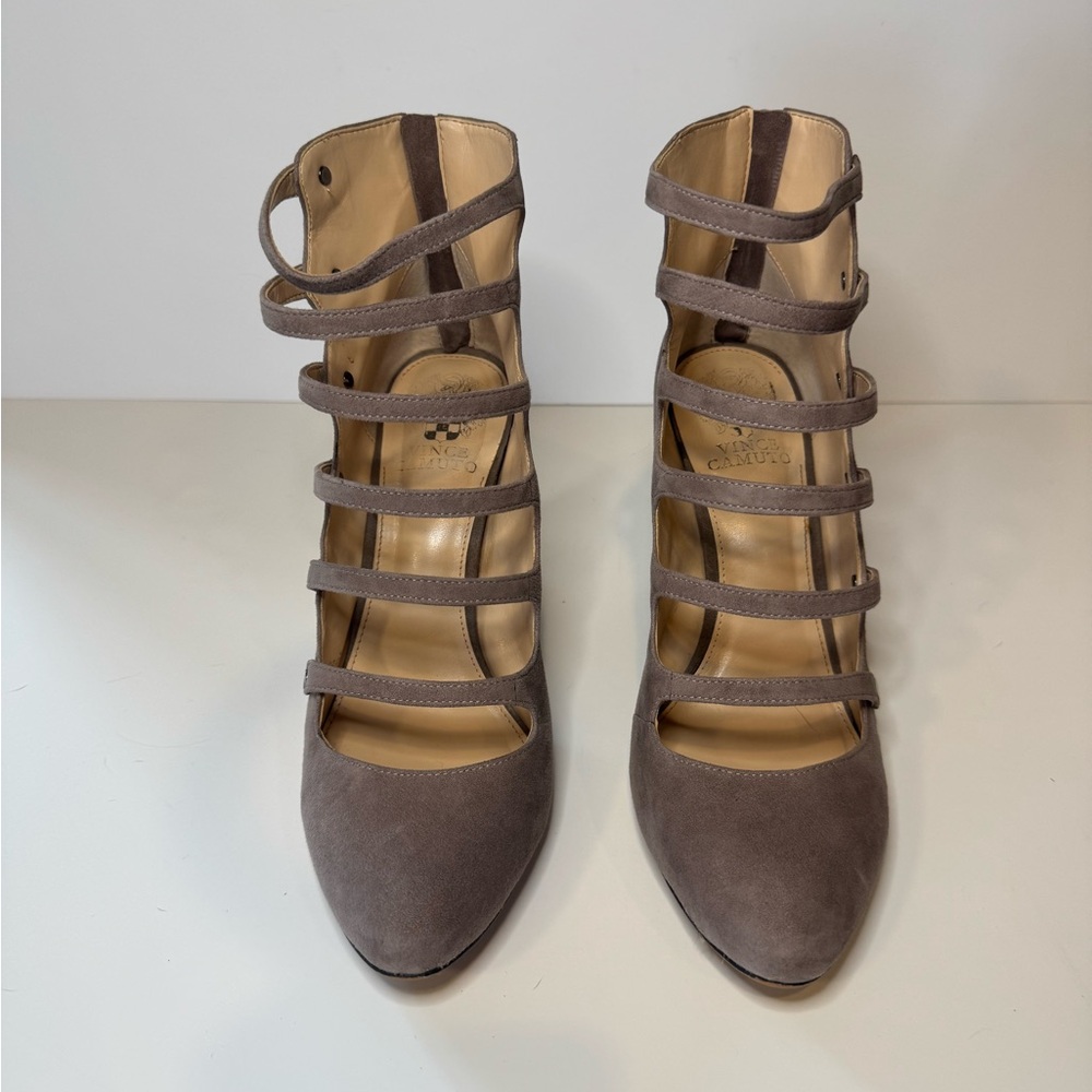 Vince Camuto VC-Davel Stone Taupe Suede Heels Size 9.5